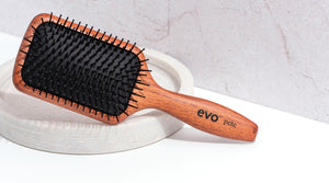 how to clean hair brushes + combs